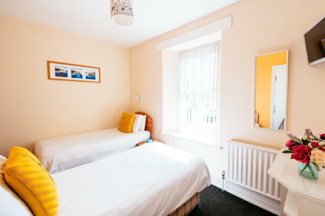 Surfside Stop 3* New Quay